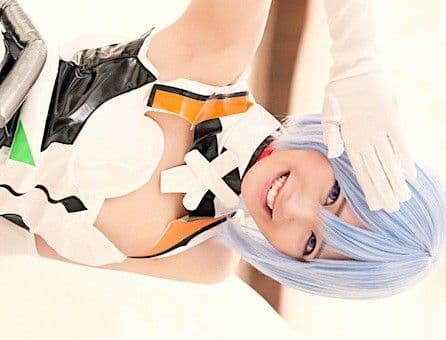 『真货Cosplayer/个人拍摄』新世纪福音战士的绫波零首次搭乘到心灵深处❣原作同步率100%的美丽肉体♡四肢着地后背位，一边摇晃美乳一边高潮到死的冲击级情色自拍影像♡ FC2-PPV-4836110